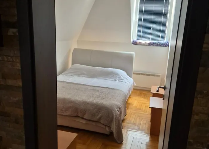 Kraljevski Lägenhet *